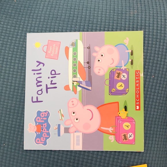 Set of Peppa Pig Books - Picture 2 of 7